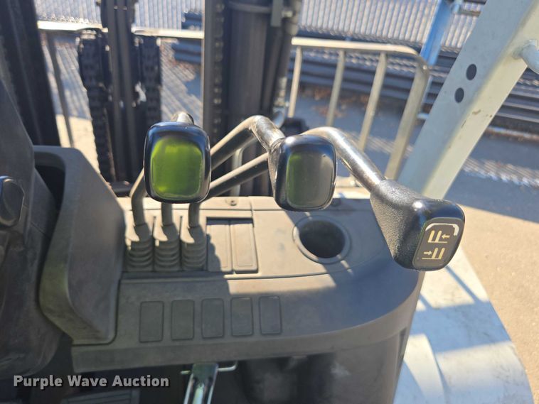 image for item FB9466 2014 Nissan 80 forklift