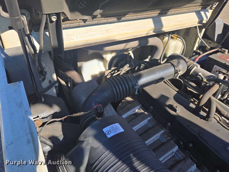 image for item FB9466 2014 Nissan 80 forklift