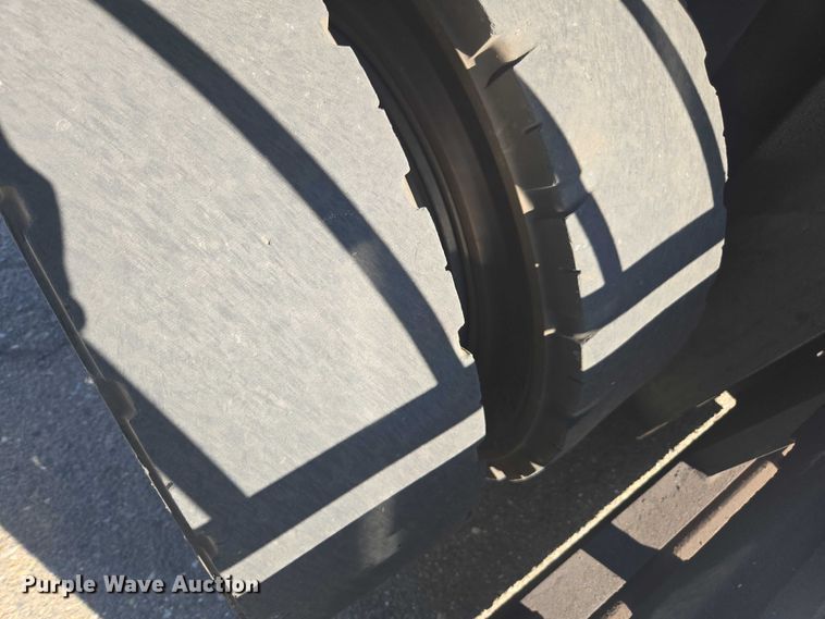 image for item FB9466 2014 Nissan 80 forklift