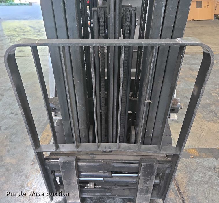 image for item FB9467 2017 UniCarriers CFS40 forklift