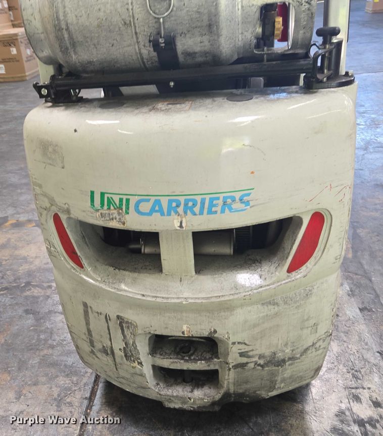 image for item FB9467 2017 UniCarriers CFS40 forklift