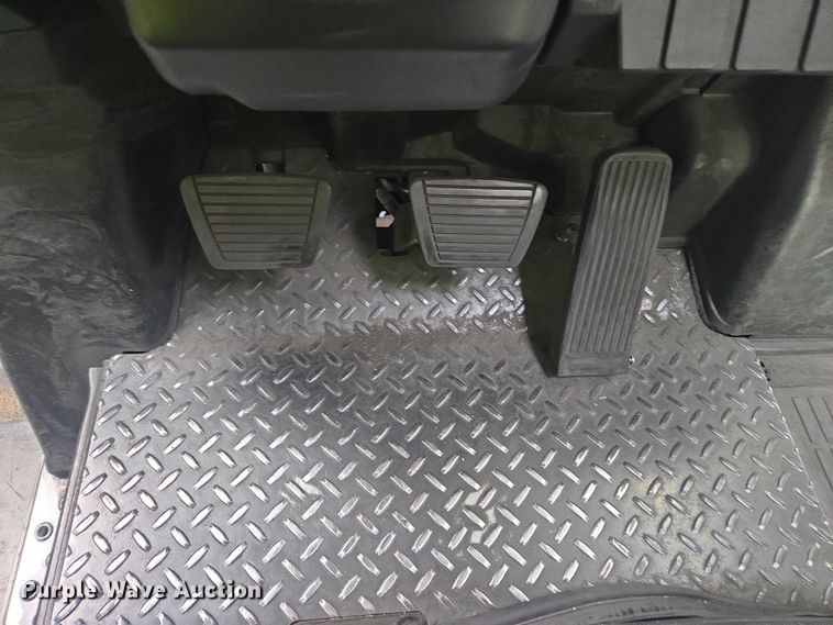 image for item FB9467 2017 UniCarriers CFS40 forklift