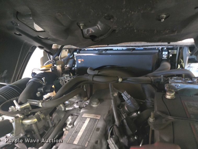 image for item FB9467 2017 UniCarriers CFS40 forklift