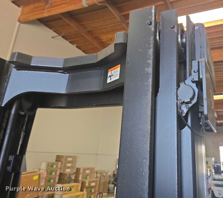 image for item FB9469 2016 Crown SP3520-30 order picker