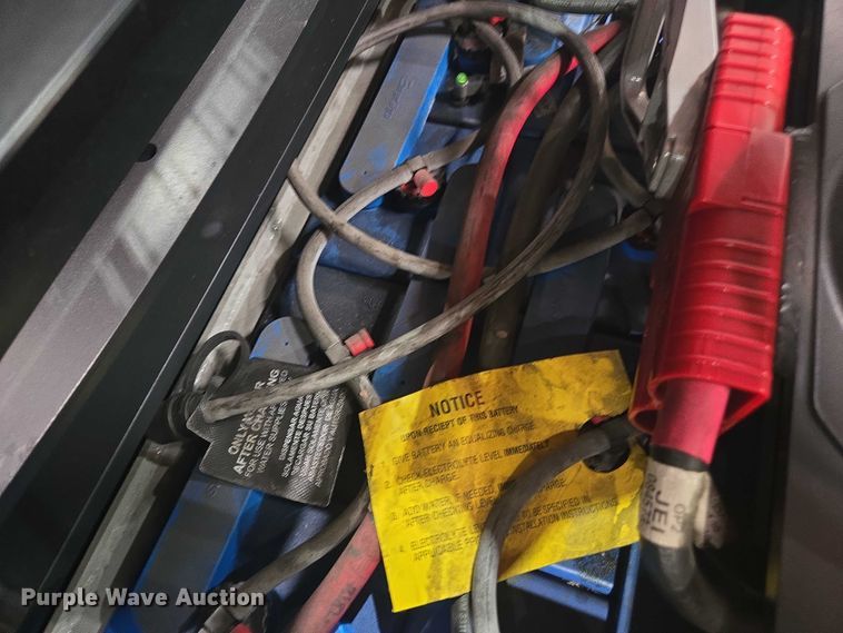 image for item FB9469 2016 Crown SP3520-30 order picker