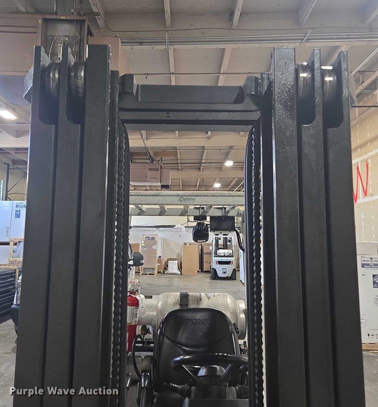 image for item FB9470 2017 UniCarriers CFS40 forklift