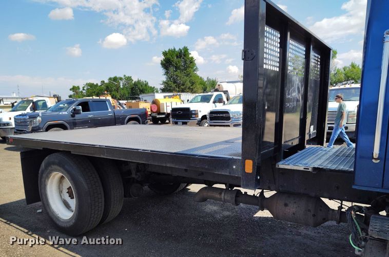 image for item IP9659 2012 International 4300 DuraStar flatbed truck