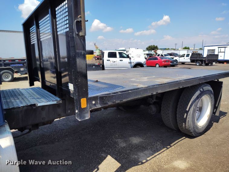 image for item IP9659 2012 International 4300 DuraStar flatbed truck