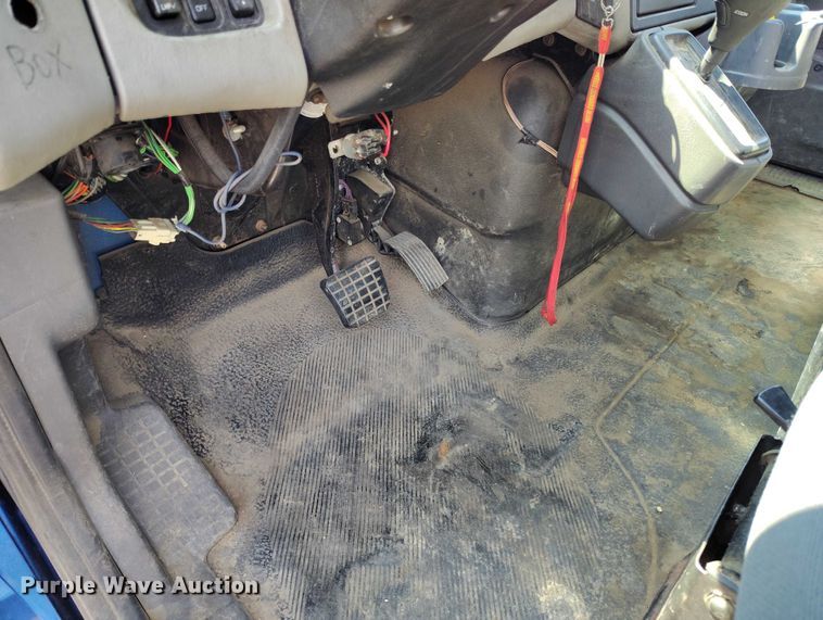 image for item IP9659 2012 International 4300 DuraStar flatbed truck