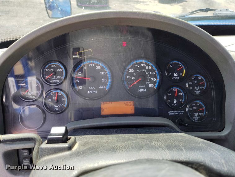 image for item IP9659 2012 International 4300 DuraStar flatbed truck