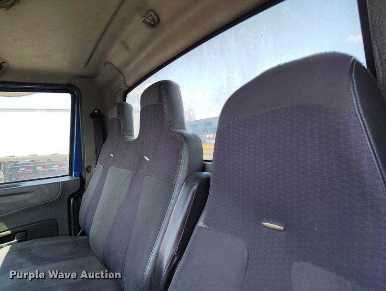 image for item IP9659 2012 International 4300 DuraStar flatbed truck