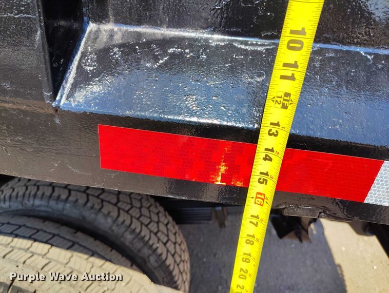 image for item IP9661 2002 Chevrolet Silverado 3500 Crew Cab dump bed pickup truck