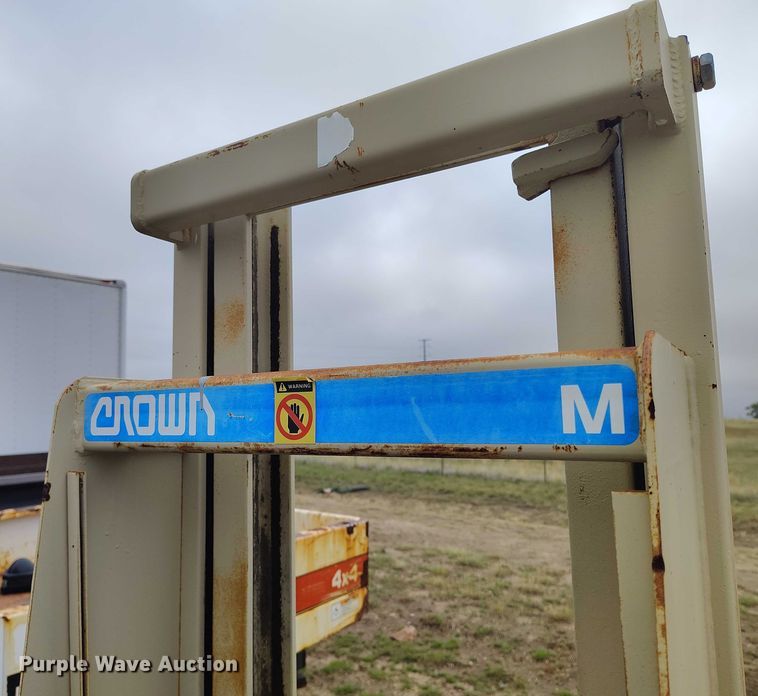 image for item IP9682 Crown 15MT order picker