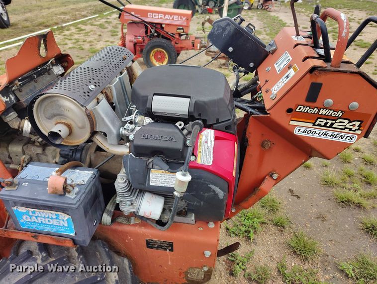 image for item IP9684 2010 Ditch Witch RT24 trencher