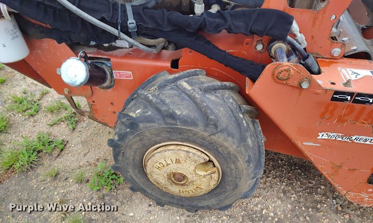 image for item IP9684 2010 Ditch Witch RT24 trencher