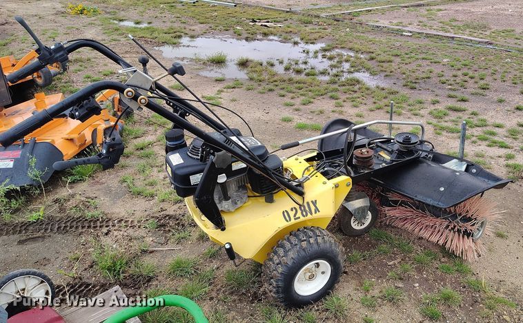 image for item IP9686 Lawn and garden equipment