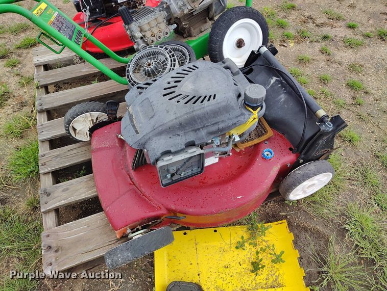 image for item IP9686 Lawn and garden equipment