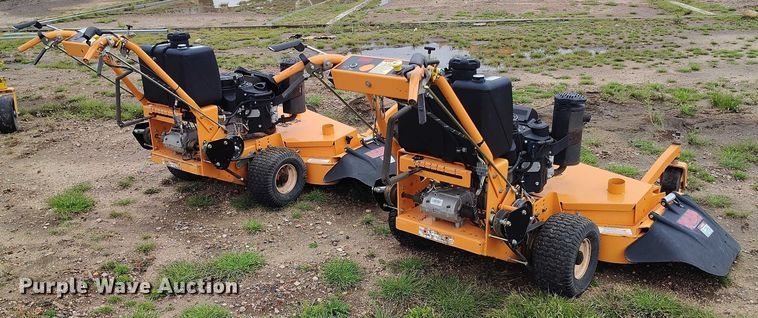 image for item IP9687 (2) Scag SW48V-14FS ZTR lawn mowers