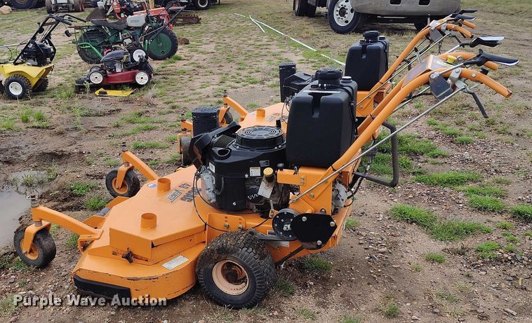 image for item IP9687 (2) Scag SW48V-14FS ZTR lawn mowers