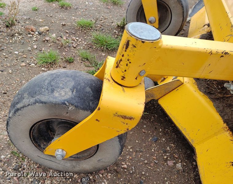 image for item IP9688 (2) 2018 Wright WSTX52SFX730E2A ZTR lawn mowers