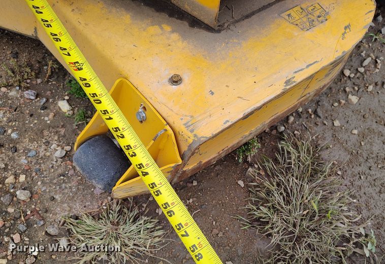 image for item IP9688 (2) 2018 Wright WSTX52SFX730E2A ZTR lawn mowers