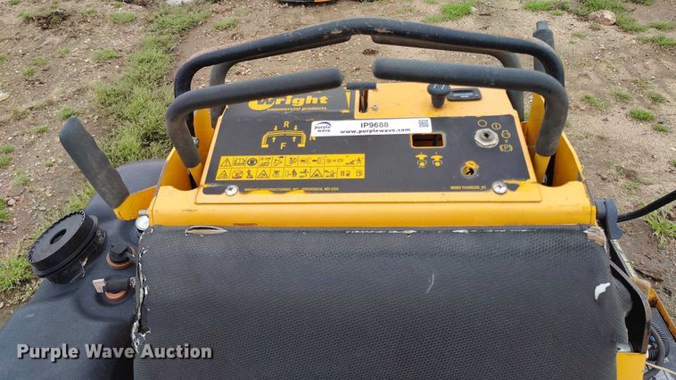 image for item IP9688 (2) 2018 Wright WSTX52SFX730E2A ZTR lawn mowers