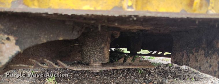 image for item IP9688 (2) 2018 Wright WSTX52SFX730E2A ZTR lawn mowers