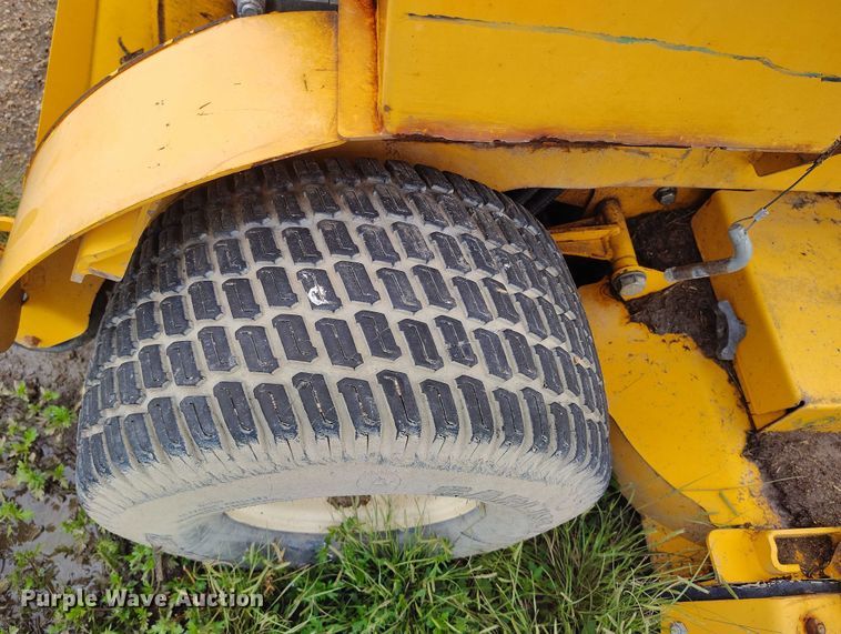 image for item IP9688 (2) 2018 Wright WSTX52SFX730E2A ZTR lawn mowers