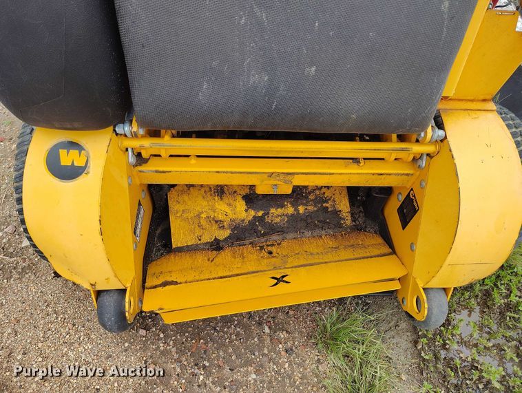 image for item IP9688 (2) 2018 Wright WSTX52SFX730E2A ZTR lawn mowers