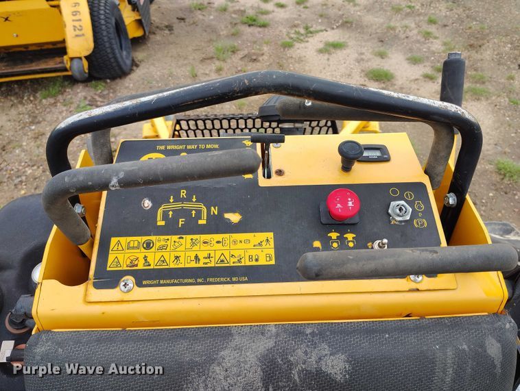 image for item IP9688 (2) 2018 Wright WSTX52SFX730E2A ZTR lawn mowers