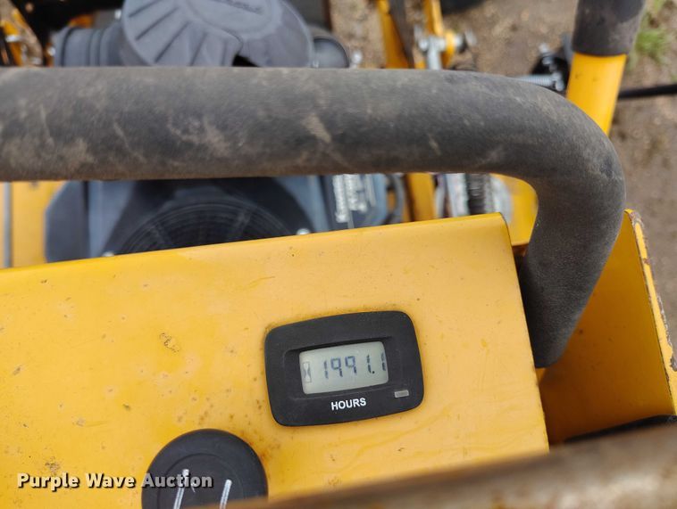 image for item IP9688 (2) 2018 Wright WSTX52SFX730E2A ZTR lawn mowers