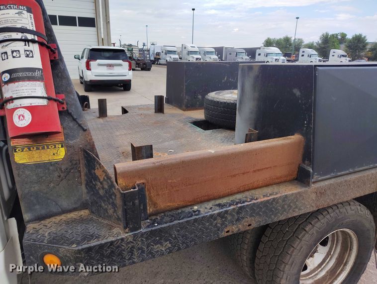 image for item IP9690 2017 Ford F350 Super Duty XL Crew Cab flatbed truck