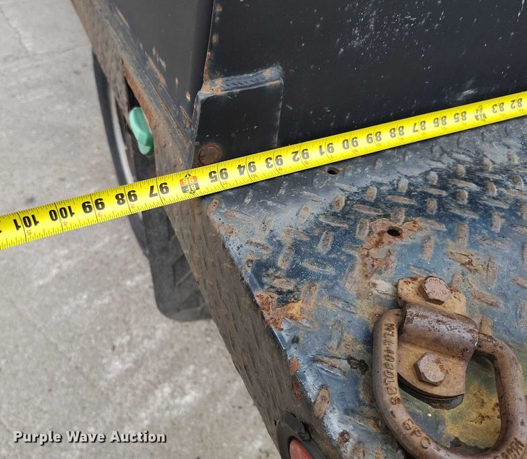 image for item IP9690 2017 Ford F350 Super Duty XL Crew Cab flatbed truck