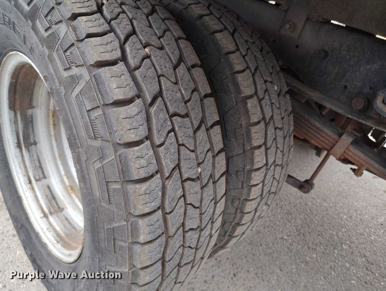 image for item IP9690 2017 Ford F350 Super Duty XL Crew Cab flatbed truck