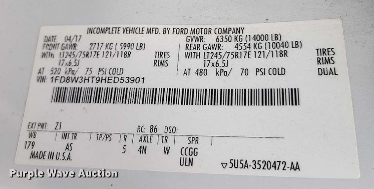 image for item IP9690 2017 Ford F350 Super Duty XL Crew Cab flatbed truck