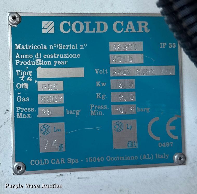 image for item NU9555 2018 Ford E450 Super Duty refrigerated delivery van