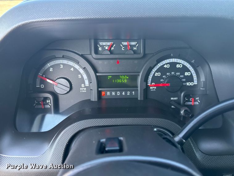 image for item NU9555 2018 Ford E450 Super Duty refrigerated delivery van