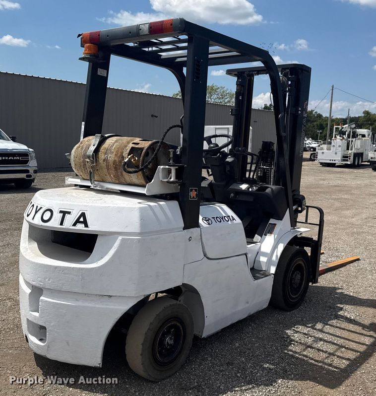 MONTACARGAS 2005 TOYOTA 7FGU24
