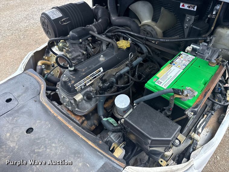 image for item NU9560 2005 Toyota 7FGU24 forklift