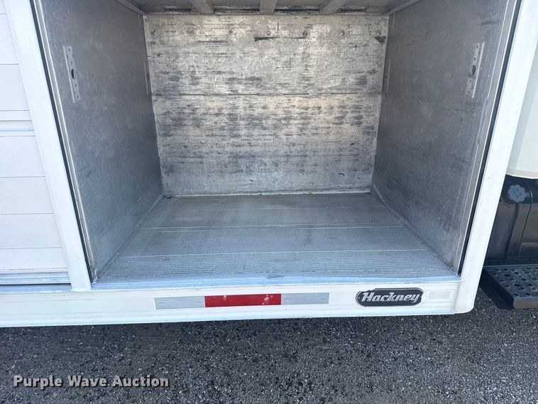 image for item NU9566 2001 Freightliner FL80 delivery truck