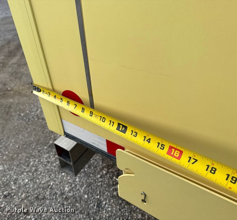 image for item NU9570 2022 Ford E450 Super Duty delivery truck