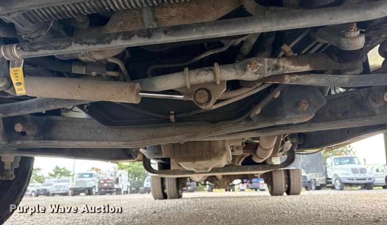 image for item NU9570 2022 Ford E450 Super Duty delivery truck