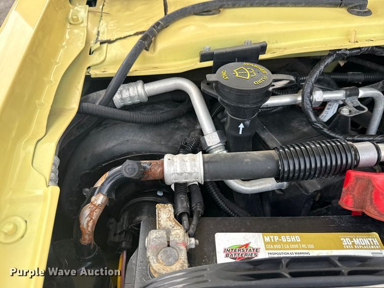 image for item NU9570 2022 Ford E450 Super Duty delivery truck