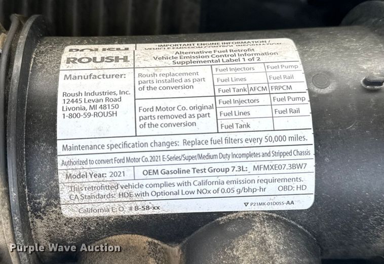 image for item NU9570 2022 Ford E450 Super Duty delivery truck