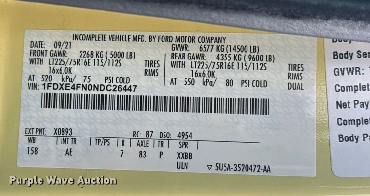 image for item NU9570 2022 Ford E450 Super Duty delivery truck