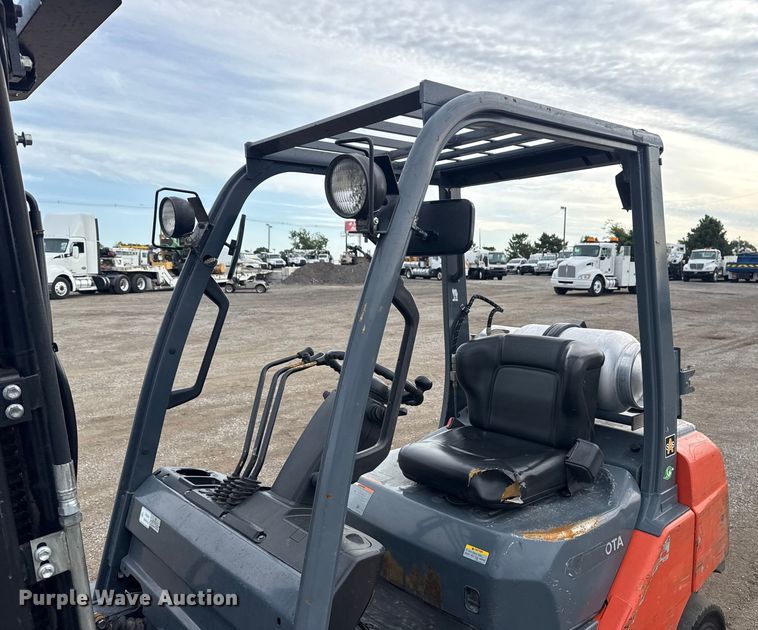 image for item NU9571 Toyota 8FGU25 forklift
