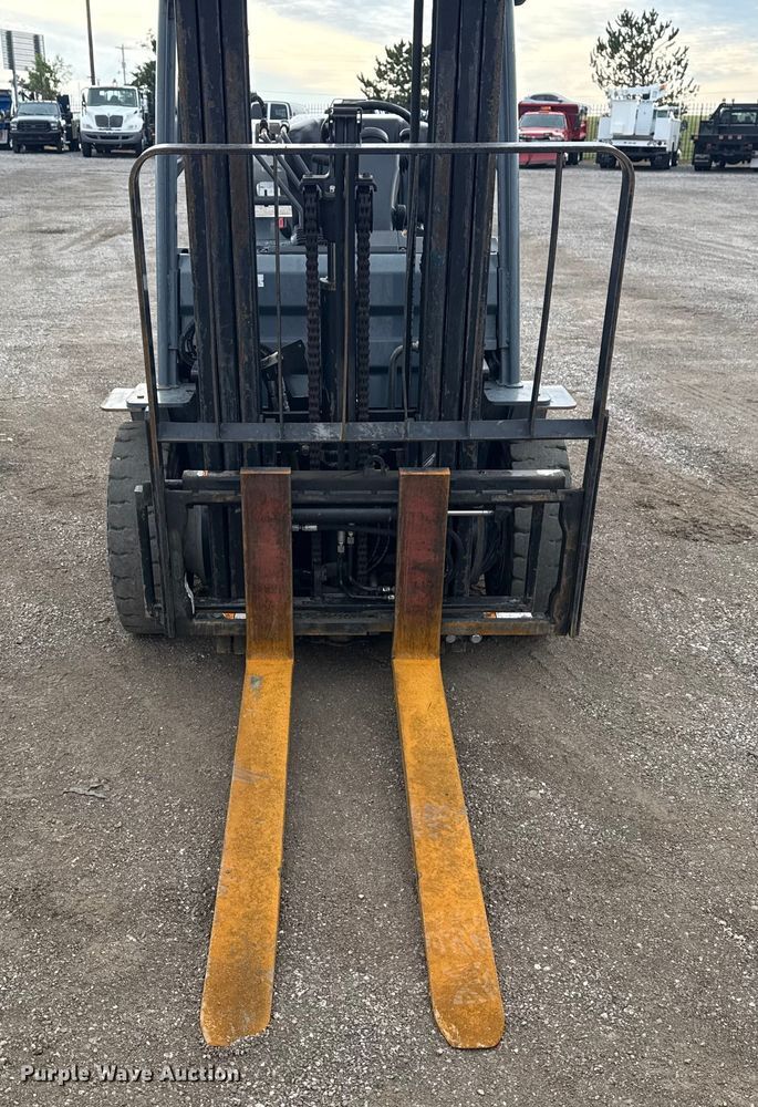 image for item NU9571 Toyota 8FGU25 forklift
