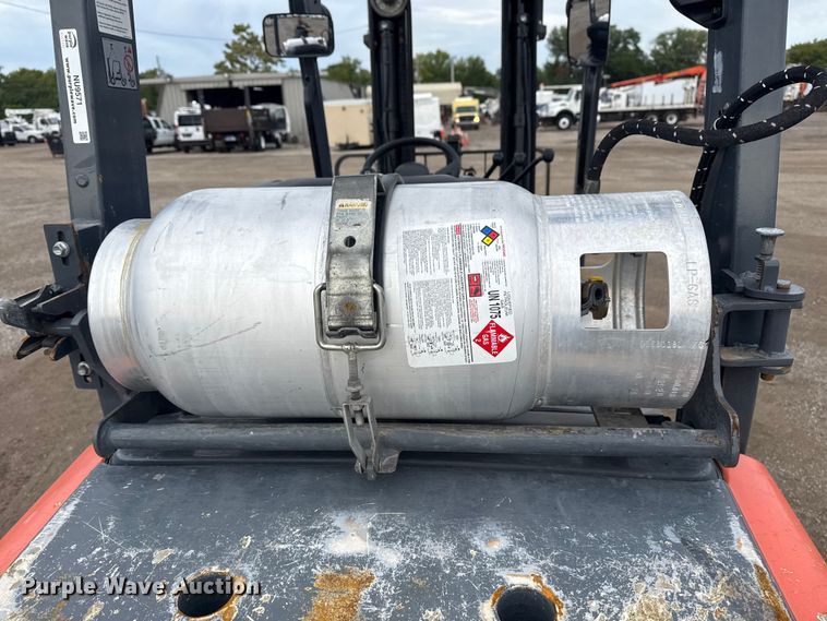 image for item NU9571 Toyota 8FGU25 forklift