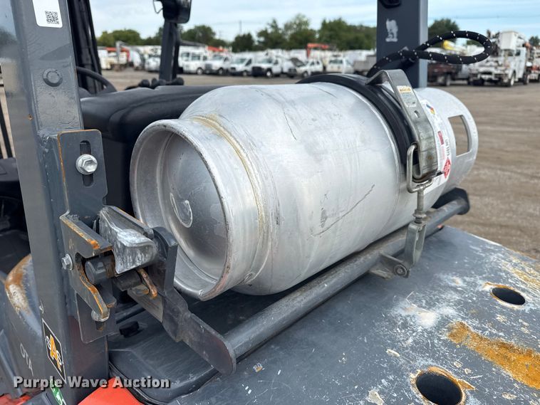 image for item NU9571 Toyota 8FGU25 forklift