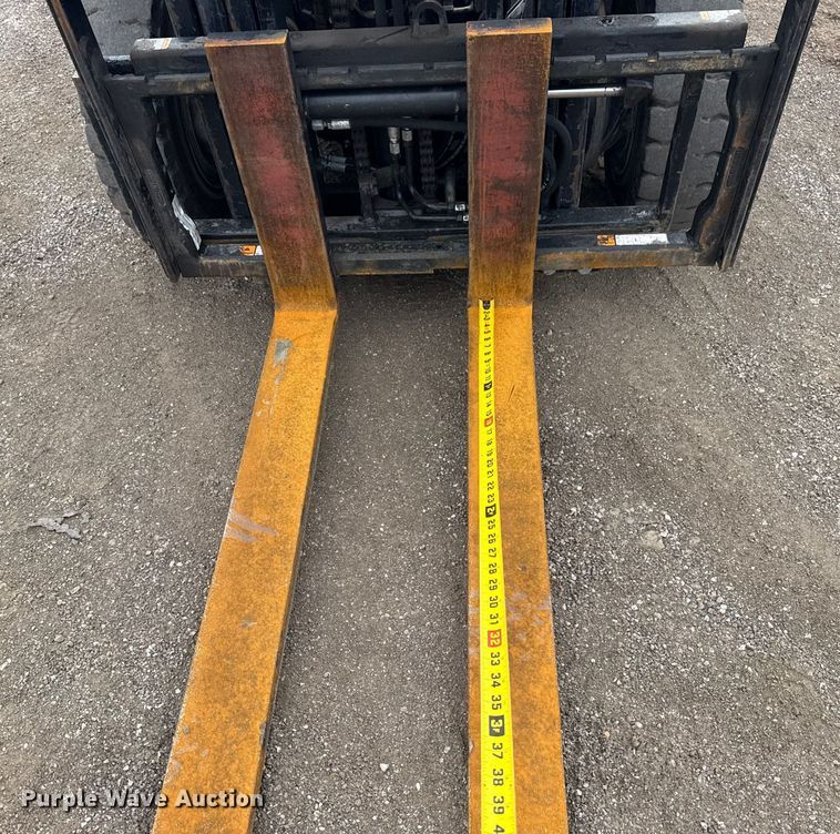 image for item NU9571 Toyota 8FGU25 forklift